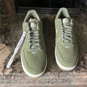 💥 Nike Air Force 1 '07 Low Color of the Month Jewel Oil Green